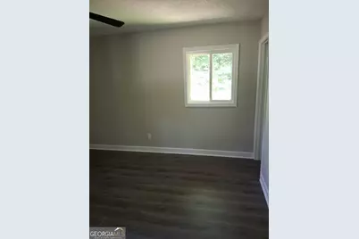 8229 Queens Drive, Jonesboro, GA 30238 - Photo 14