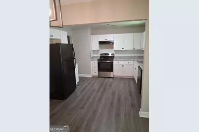 8229 Queens Drive, Jonesboro, GA 30238 - Photo 6