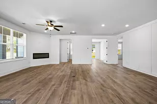 62 Thomaston St, Newnan, GA 30263 - Photo 4