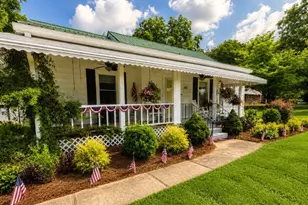 215 Tallapoosa Street W, Bremen, GA 30110 - Photo 1