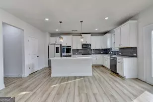 8190 Tiberon Pkwy, Cumming, GA 30028 - Photo 16