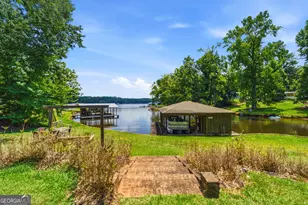 201 Lakeshore Dr, Eatonton, GA 31024 - Photo 18