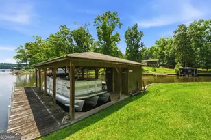 201 Lakeshore Dr, Eatonton, GA 31024 - Photo 4