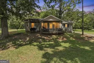 201 Lakeshore Dr, Eatonton, GA 31024 - Photo 2