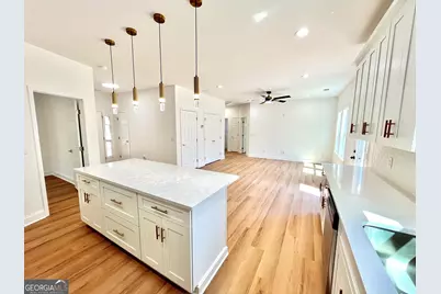 204 Custer Circle, Griffin, GA 30223 - Photo 16