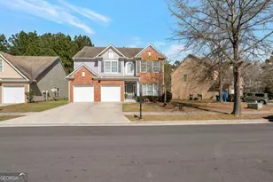 1565 Hedington Circle, Lawrenceville, GA 30045 - Photo 2
