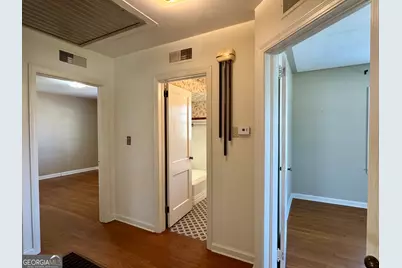 209 W Park Avenue, Valdosta, GA 31602 - Photo 16