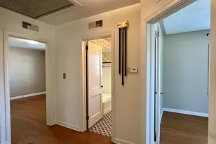 209 W Park Ave, Valdosta, GA 31602 - Photo 16