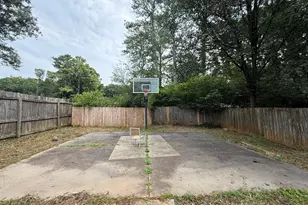 5020 Sand Wedge Circle NW, Kennesaw, GA 30144 - Photo 8