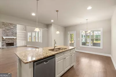 102 Gracie Gardens Court, Newnan, GA 30263 - Photo 8