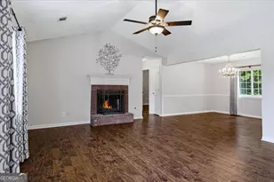 104 Elmwood Dr, Hampton, GA 30228 - Photo 4
