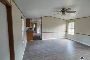 711 Deloach Ml Rd, Claxton, GA 30417 - Photo 4