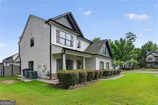 1666 Stoney Chase Dr, Lawrenceville, GA 30044 - Photo 2
