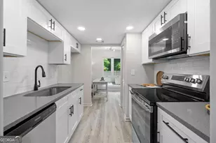922 Cedar Creek S, Marietta, GA 30067 - Photo 16