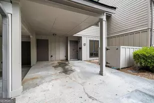 922 Cedar Creek S, Marietta, GA 30067 - Photo 4