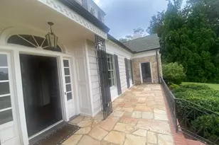 203 Rabern St, West Point, GA 31833 - Photo 6