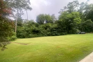 203 Rabern St, West Point, GA 31833 - Photo 14