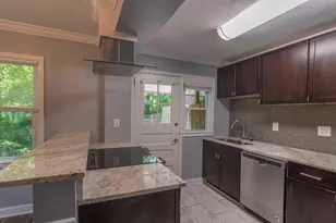 233 Kinsey Ct NE, Atlanta, GA 30305 - Photo 10