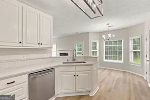 6356 Wilmington Way, Flowery Branch, GA 30542 - Photo 18
