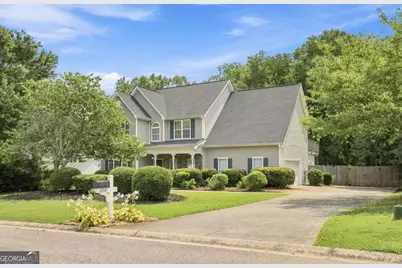 6356 Wilmington Way, Flowery Branch, GA 30542 - Photo 2
