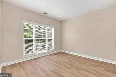 6356 Wilmington Way, Flowery Branch, GA 30542 - Photo 8