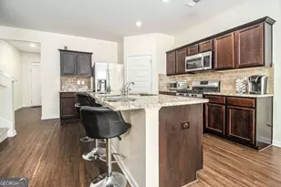 3744 Hampshire Walk SW, Atlanta, GA 30331 - Photo 4