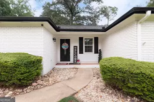214 Forest Mill Dr, Warner Robins, GA 31088 - Photo 4