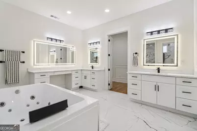 4032 Wesley Chapel Road, Marietta, GA 30062 - Photo 6