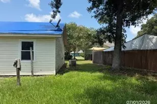 115 Pinedale Dr, Saint Marys, GA 31558 - Photo 2