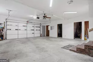 215 W Cypress St, Fitzgerald, GA 31750 - Photo 38