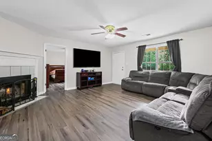 109 Pinedale Cir, Griffin, GA 30224 - Photo 6