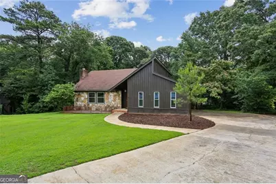 5460 Chanterella Court, Lilburn, GA 30047 - Photo 2