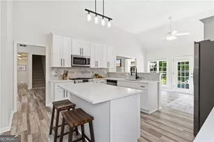 4169 Chatham View Dr, Buford, GA 30518 - Photo 6