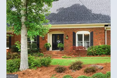 1040 Finnsbury Drive, Roswell, GA 30075 - Photo 2