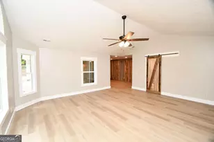 257 Lake Pl Dr, Lavonia, GA 30553 - Photo 16
