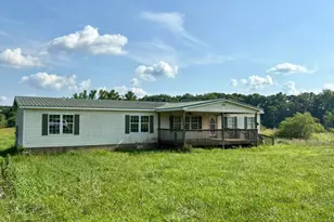 1099 Swain Rd, Commerce, GA 30530 - Photo 2