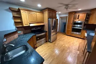 3670 Willow Mill Dr, Lawrenceville, GA 30044 - Photo 10