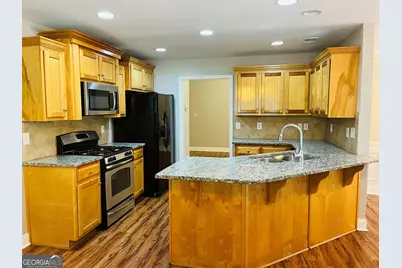 5750 Crest Hill Drive, Buford, GA 30518 - Photo 14