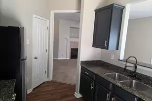 2873 Ridgeview Dr SW, Atlanta, GA 30331 - Photo 10