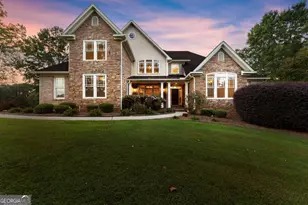 526 Orchard Dr, Clarkesville, GA 30523 - Photo 1