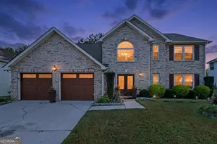 9374 Deer Crossing Ln, Jonesboro, GA 30236 - Photo 2