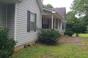 403 Victoria Pl, Locust Grove, GA 30248 - Photo 4