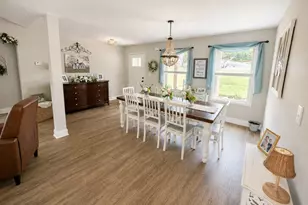 142 Peach Ln, Royston, GA 30662 - Photo 4