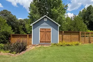 247 Meadows Dr, Senoia, GA 30276 - Photo 40