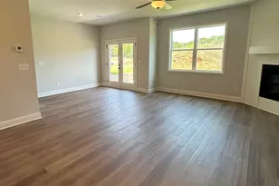 33 Crest Dr, Hartwell, GA 30643 - Photo 12