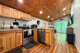 78 21st St, Ellijay, GA 30540 - Photo 4