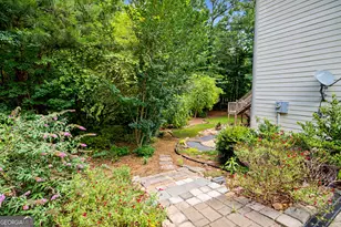 120 Meadow View Glen, Newnan, GA 30265 - Photo 4