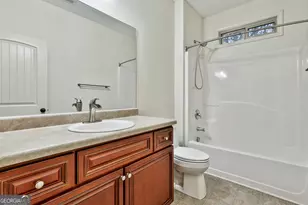 120 Meadow View Glen, Newnan, GA 30265 - Photo 24