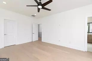 2255 Crestview Dr NE, Brookhaven, GA 30319 - Photo 18