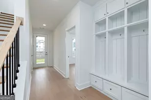 2255 Crestview Dr NE, Brookhaven, GA 30319 - Photo 4
